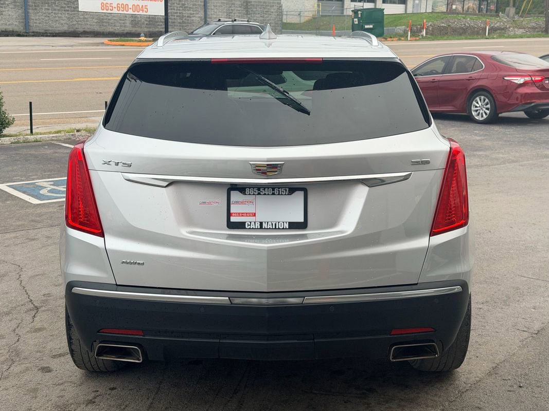 Used 2017 Cadillac XT5 Luxury w/ Driver Awareness Package AWD/4WD image 5