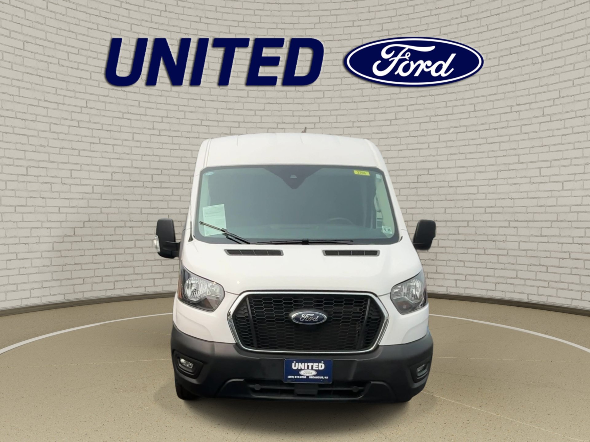Used 2024 Ford Transit 250 148 Medium Roof w/ Exterior Upgrade Package RWD image 3