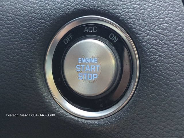 Used 2017 Genesis G80 3.8 AWD/4WD image 28