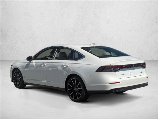 Used 2023 Honda Accord Touring image 8