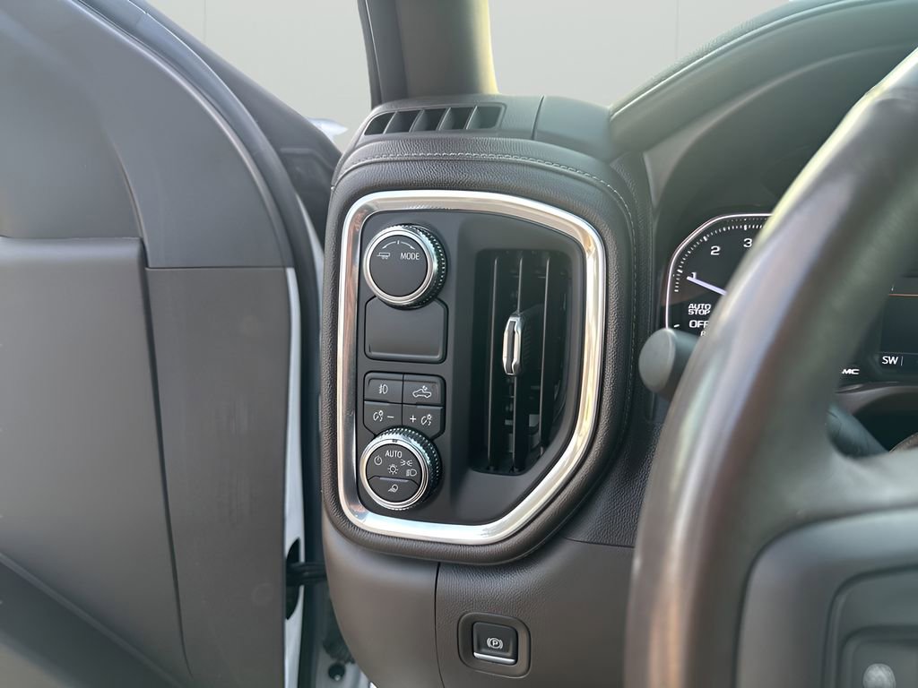 Certified 2021 GMC Sierra 1500 SLT w/ SLT Convenience Package image 29