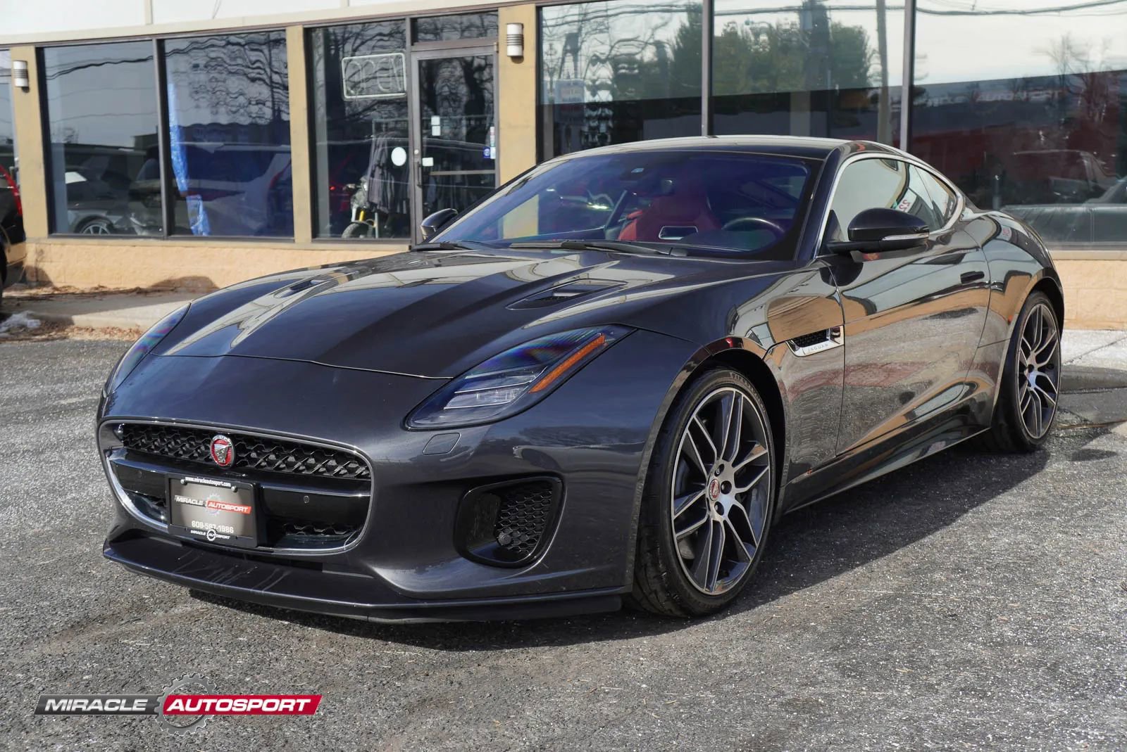 Used 2018 Jaguar F-TYPE R-Dynamic AWD/4WD image 3