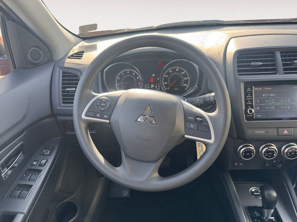 New 2025 Mitsubishi Outlander Sport ES image 12