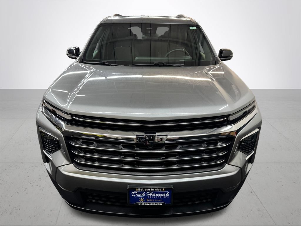 Used 2024 Chevrolet Traverse LT AWD/4WD image 12
