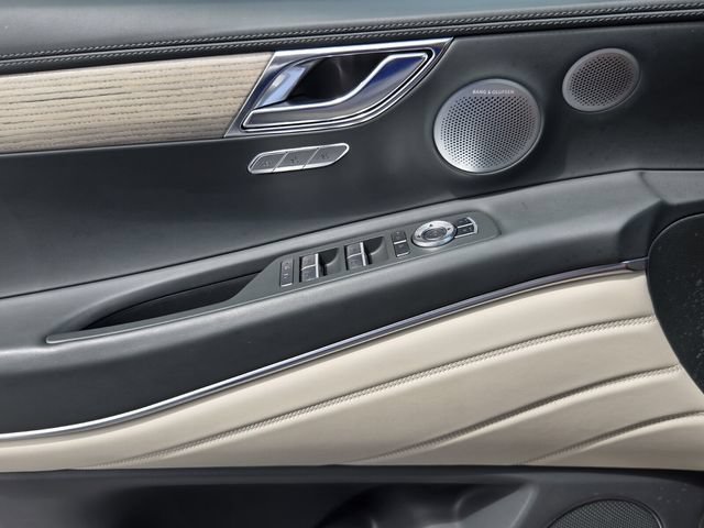 Certified 2025 Genesis GV80 3.5T Prestige AWD/4WD image 26