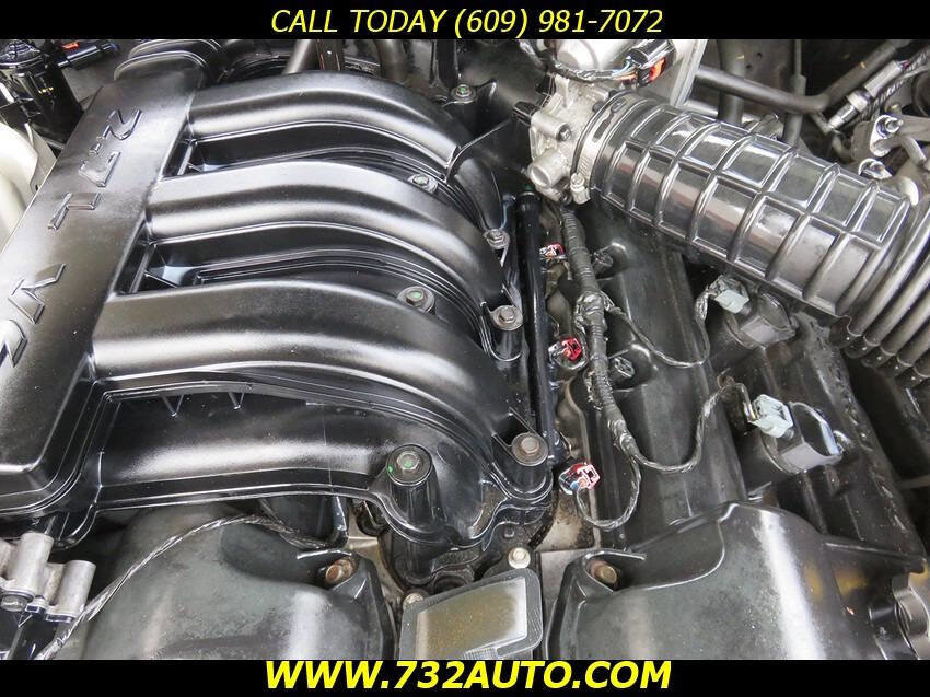 Used 2006 Chrysler 300 Base 4dr Sedan image 32