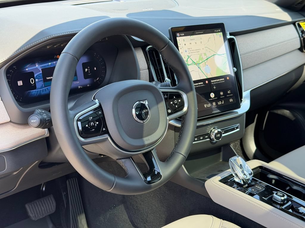 New 2026 Volvo XC90 B6 Plus w/ Protection Package Premier AWD/4WD image 15