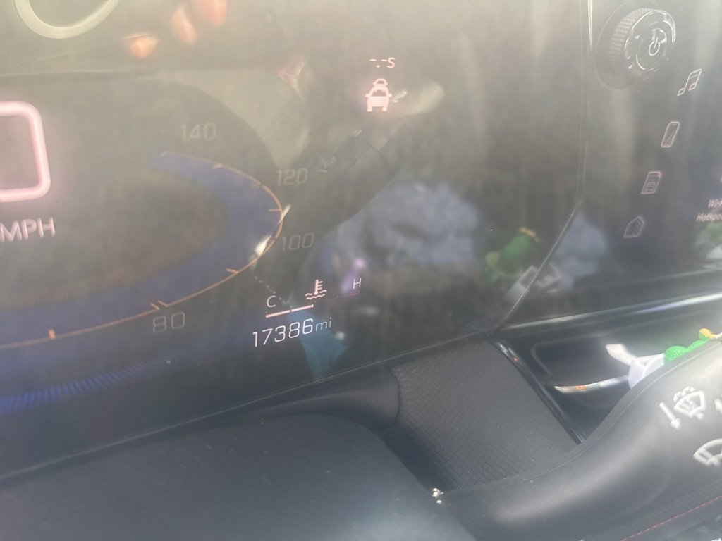 Used 2024 Chevrolet TrailBlazer RS w/ Convenience Package image 22