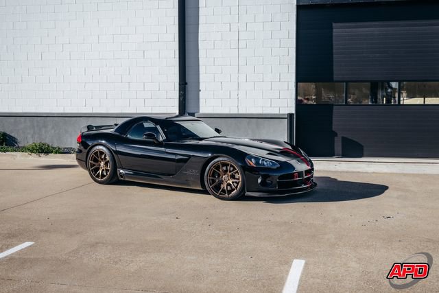 Used 2004 Dodge Viper SRT-10 image 20