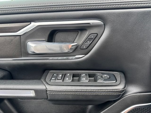 Used 2025 RAM 1500 Laramie AWD/4WD image 21