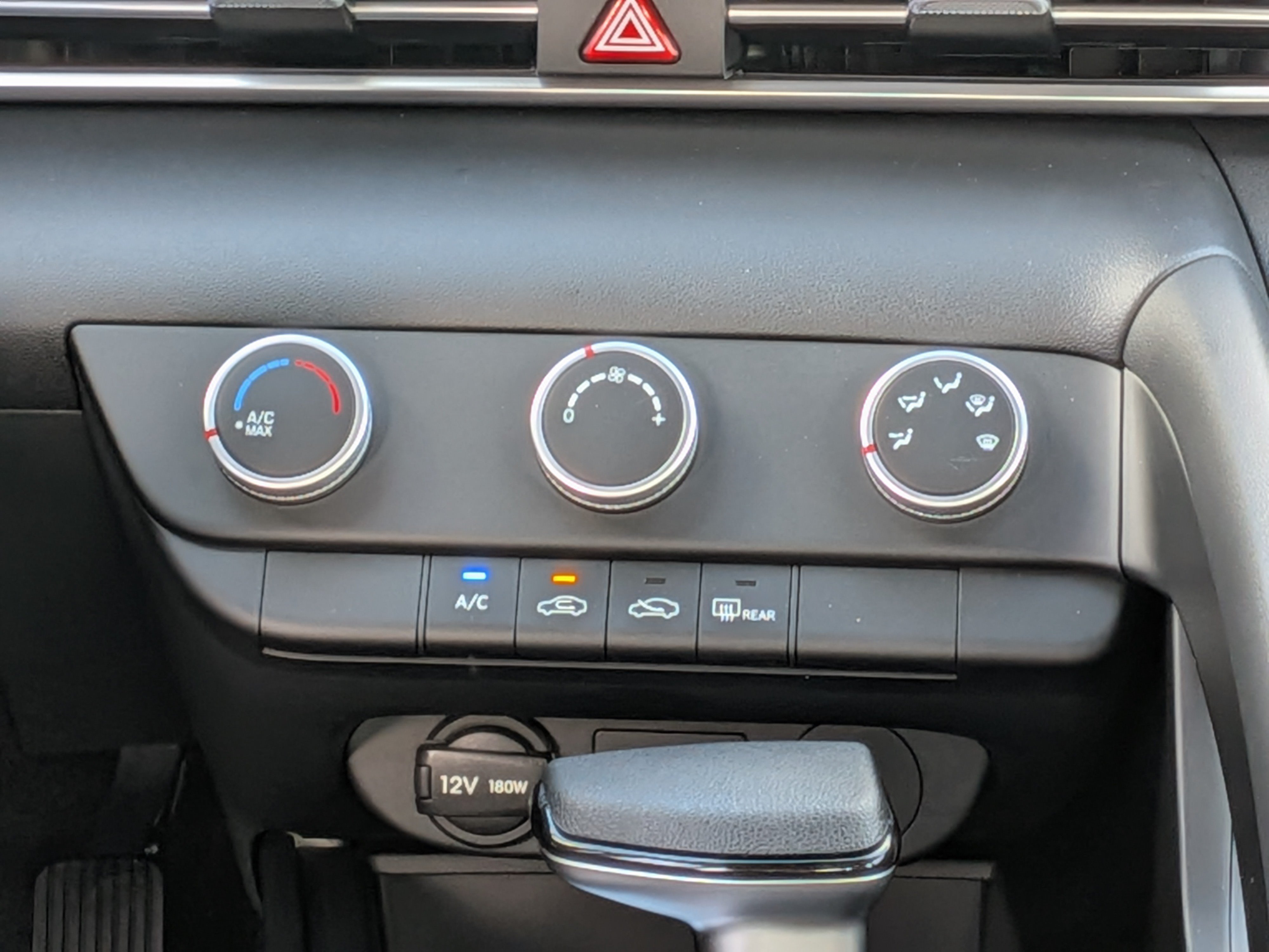 New 2026 Hyundai Elantra SE FWD image 20