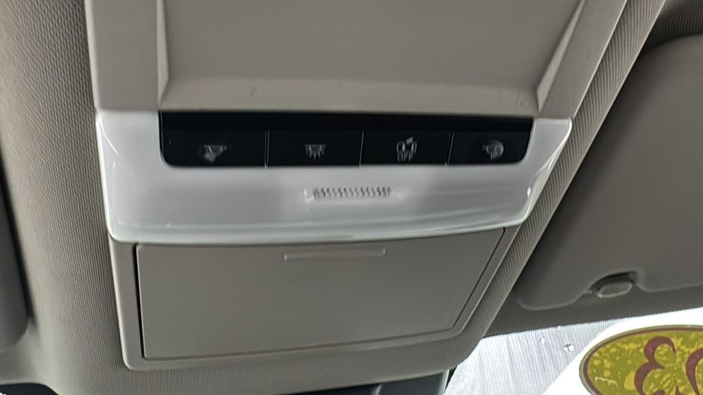 Used 2023 Nissan Rogue S FWD image 31