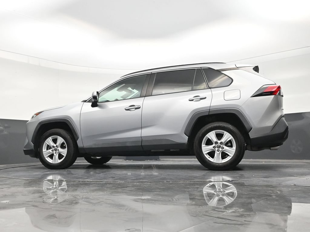 Used 2021 Toyota RAV4 XLE FWD image 21