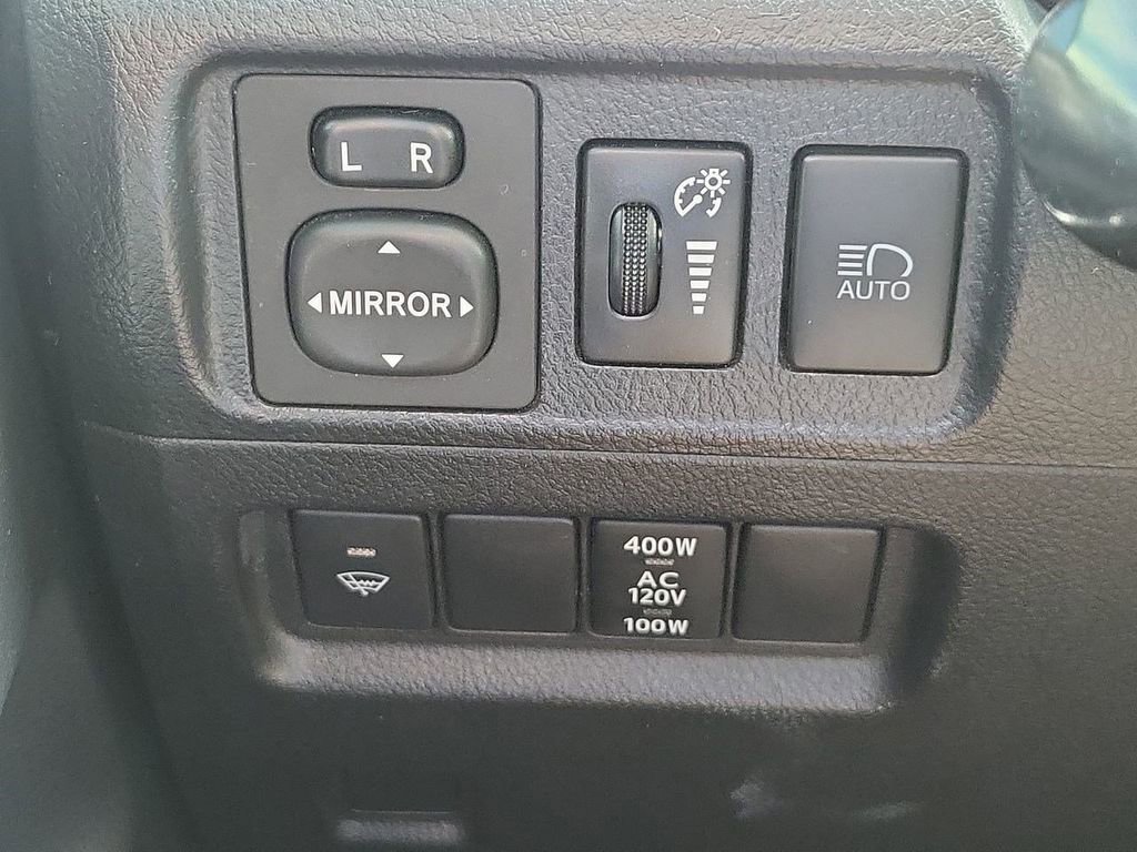 Used 2020 Toyota 4Runner TRD Off-Road Premium w/ Moonroof Package AWD/4WD image 24