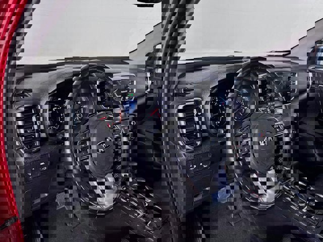 Certified 2022 Kia Sportage EX w/ EX Technology Package AWD/4WD image 9