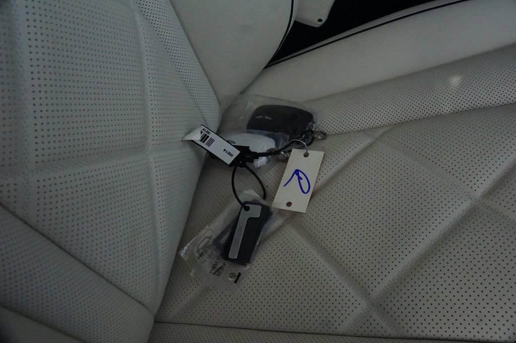 New 2025 Genesis GV80 3.5T Prestige image 24