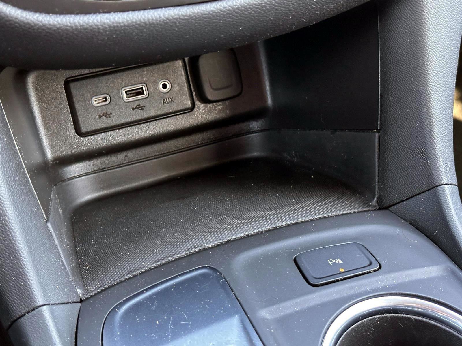 Certified 2024 Chevrolet Equinox LT image 25