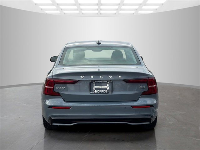Used 2024 Volvo S60 B5 Plus image 6
