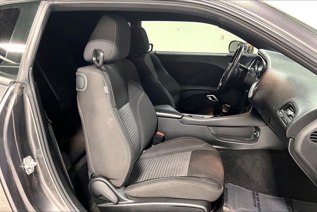 Used 2022 Dodge Challenger SXT w/ Blacktop Package image 10