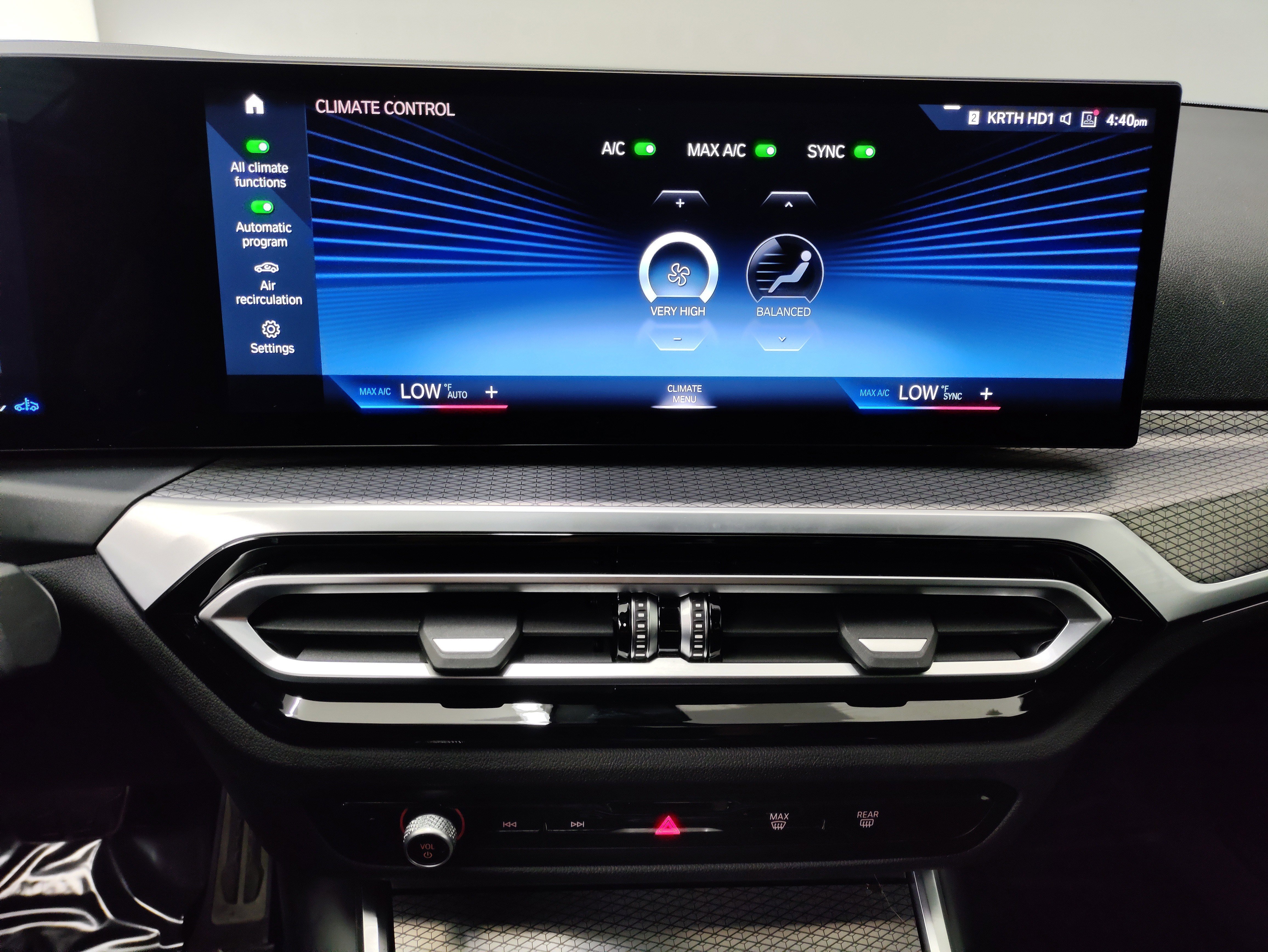 Certified 2023 BMW 330i Sedan w/ M Sport Package image 19