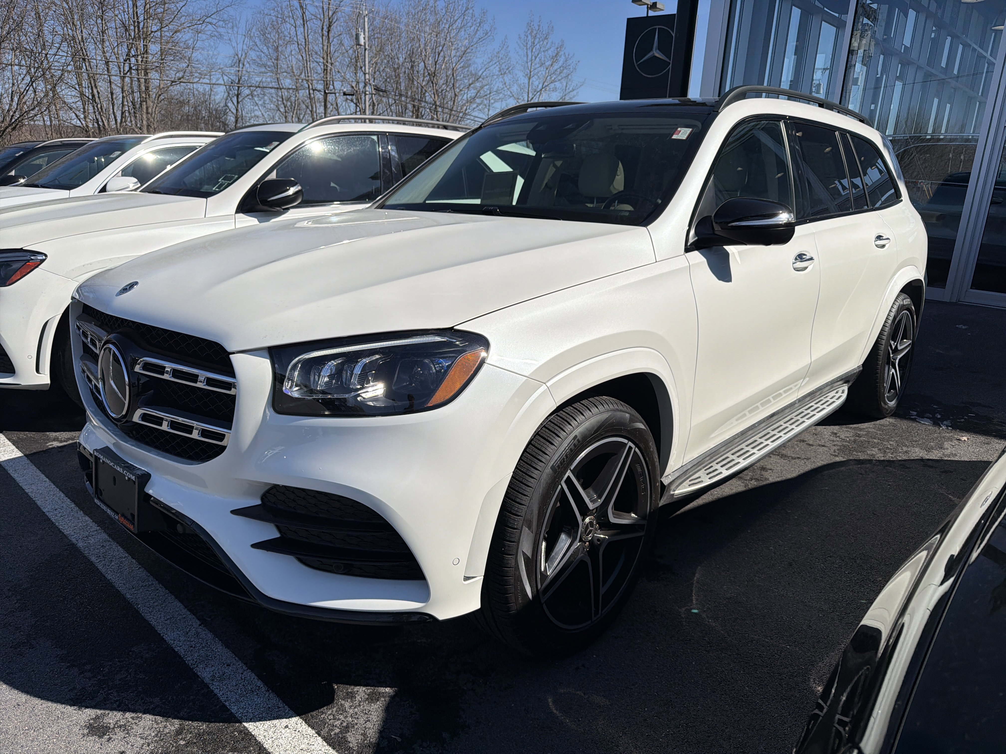 Used 2022 Mercedes-Benz GLS 450 4MATIC image 4