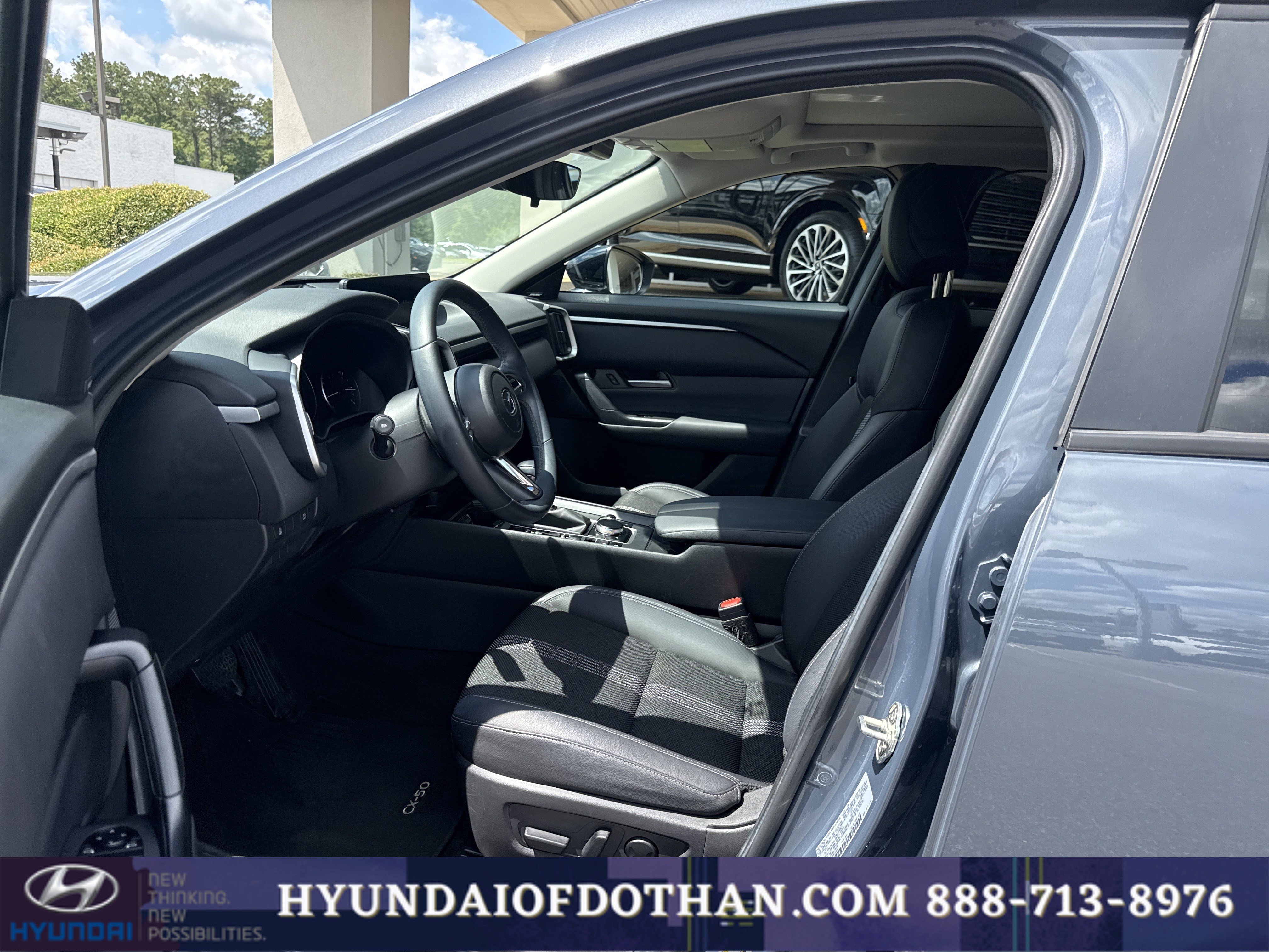 Used 2024 MAZDA CX-50 AWD 2.5 S w/ Premium Package image 10