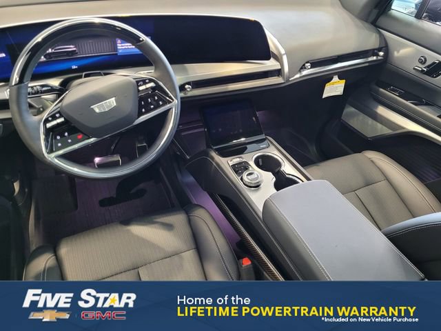 New 2026 Cadillac Vistiq Luxury w/ LPO, Floor Liner Package image 8