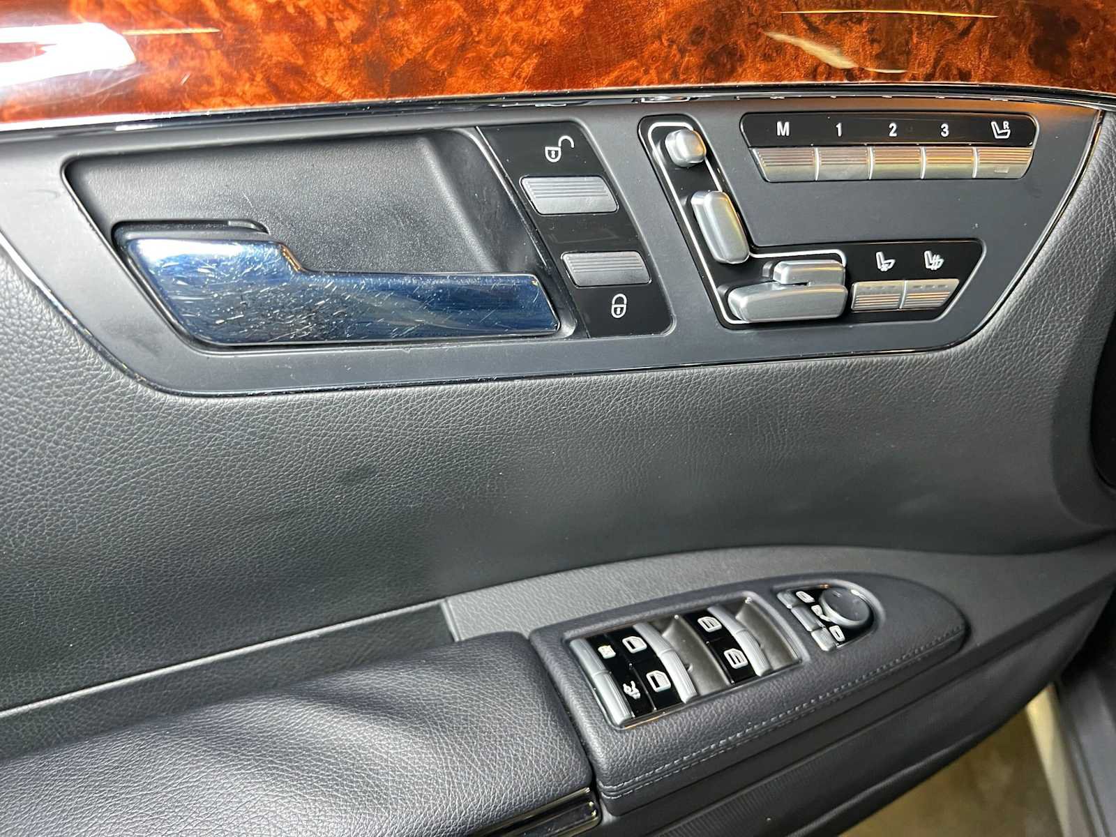 Used 2013 Mercedes-Benz S 550 image 22