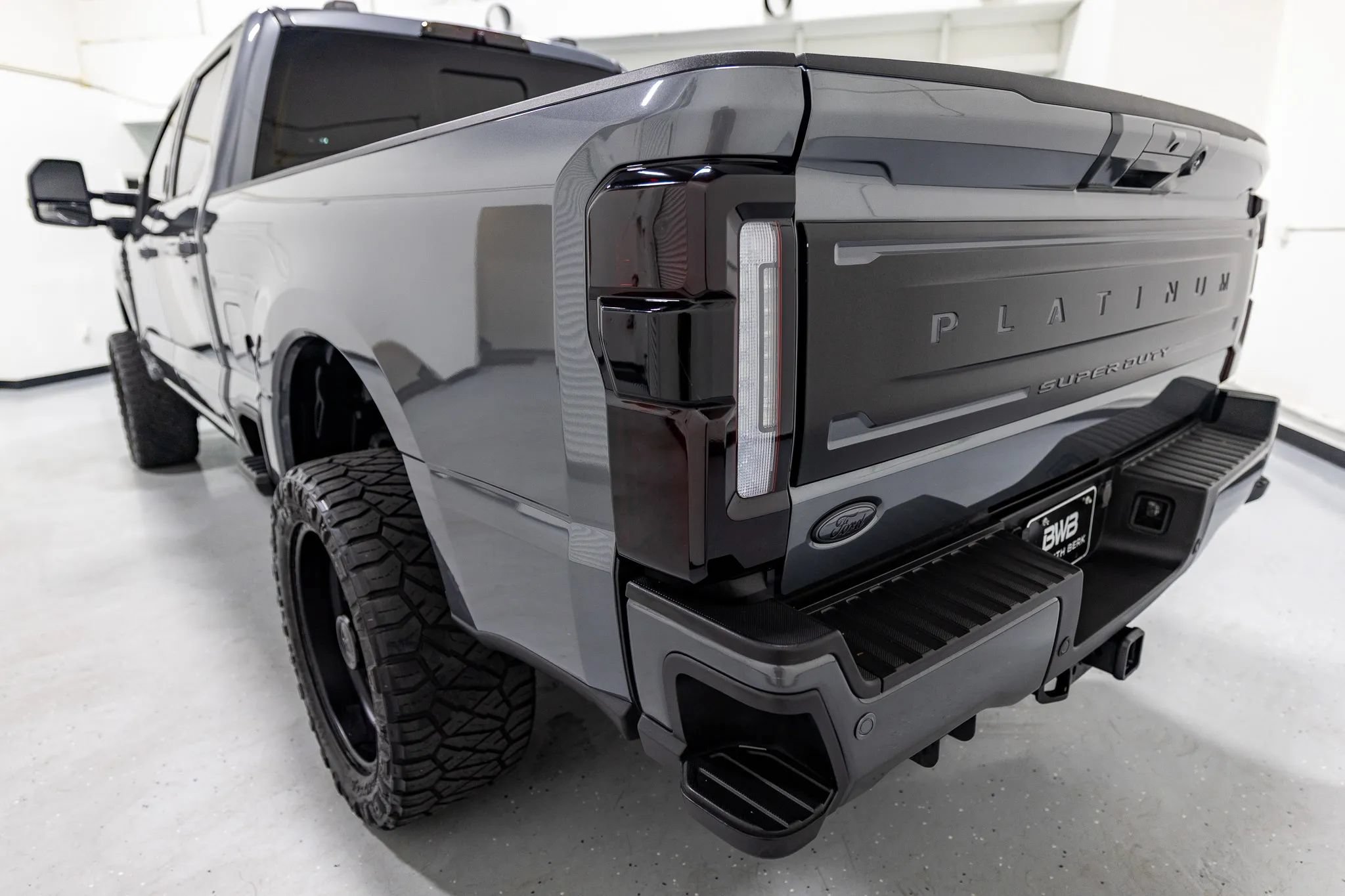Used 2024 Ford F250 Platinum AWD/4WD image 18