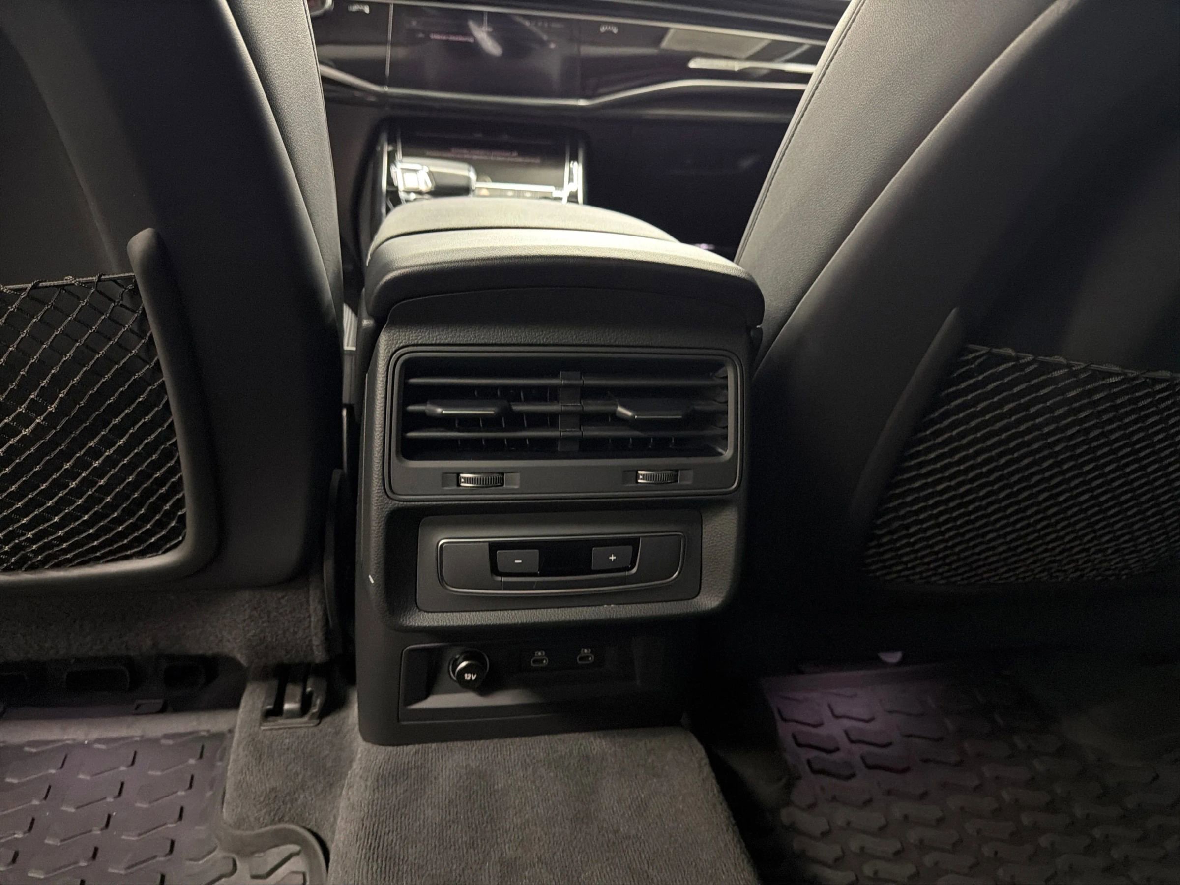 Used 2022 Audi Q7 3.0T Premium image 34