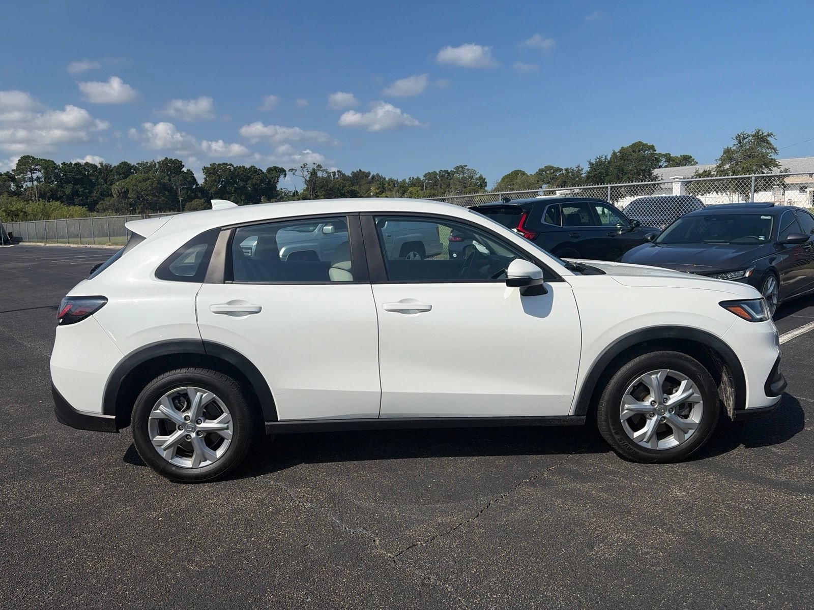 Certified 2023 Honda HR-V LX image 8