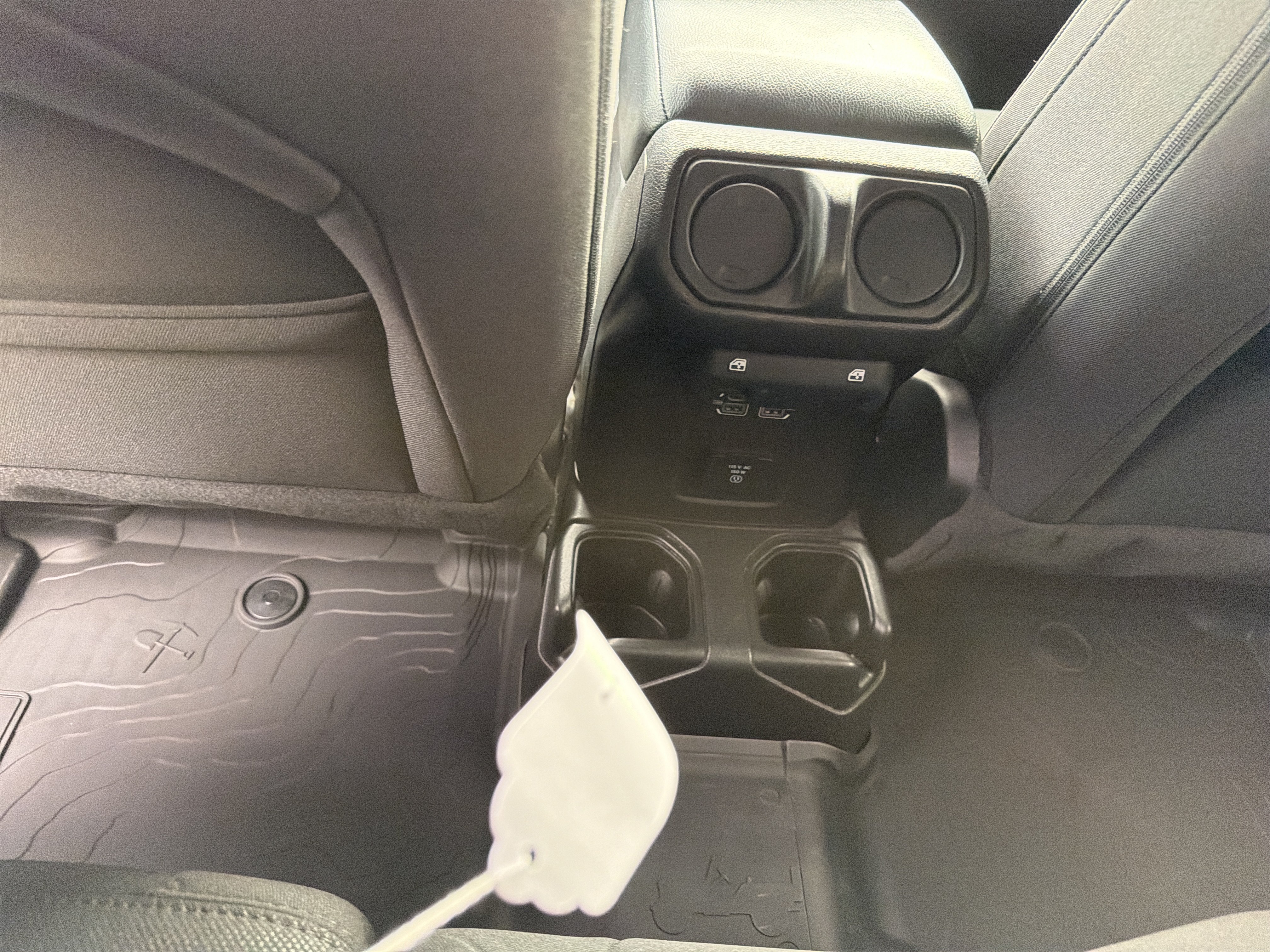Used 2023 Jeep Wrangler Unlimited Willys AWD/4WD image 10