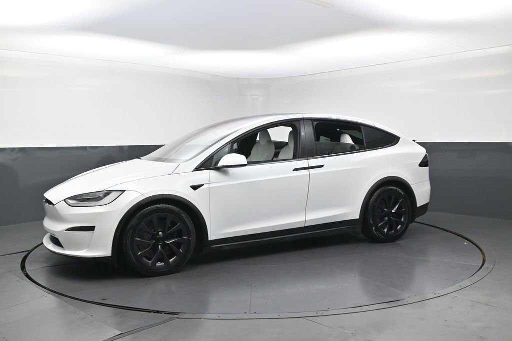 Used 2023 Tesla Model X image 5