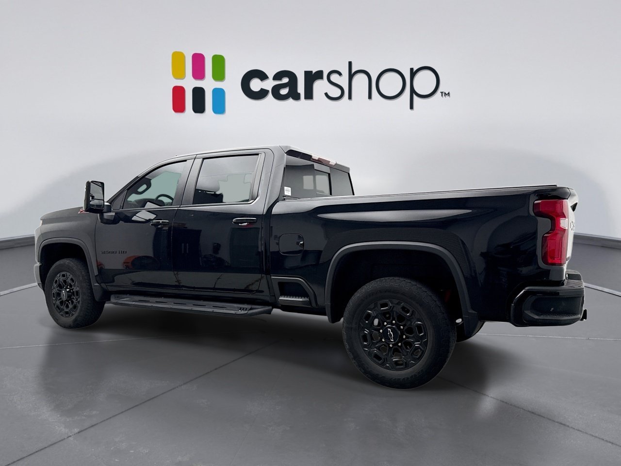 Used 2022 Chevrolet Silverado 2500 LTZ w/ LTZ Plus Package AWD/4WD image 3