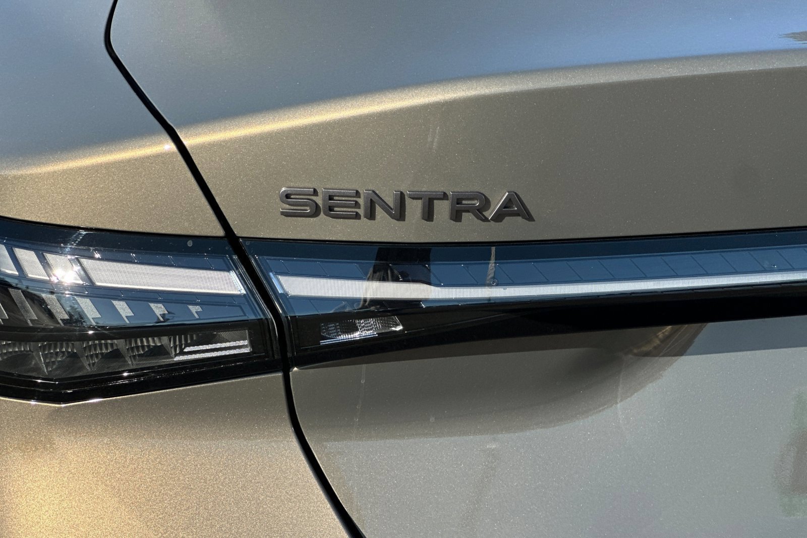 New 2027 Nissan Sentra SV FWD image 30