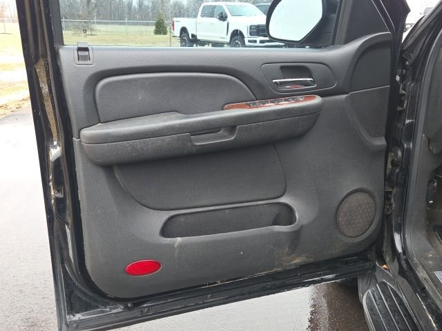 Used 2009 Chevrolet Avalanche LT image 22