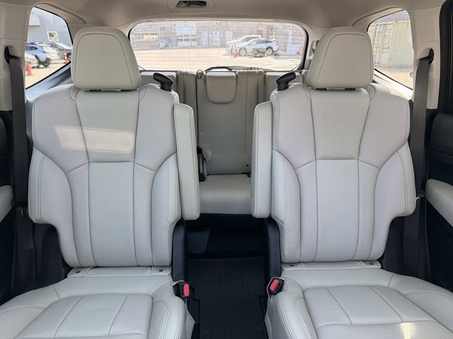 New 2026 Subaru Ascent Limited image 32