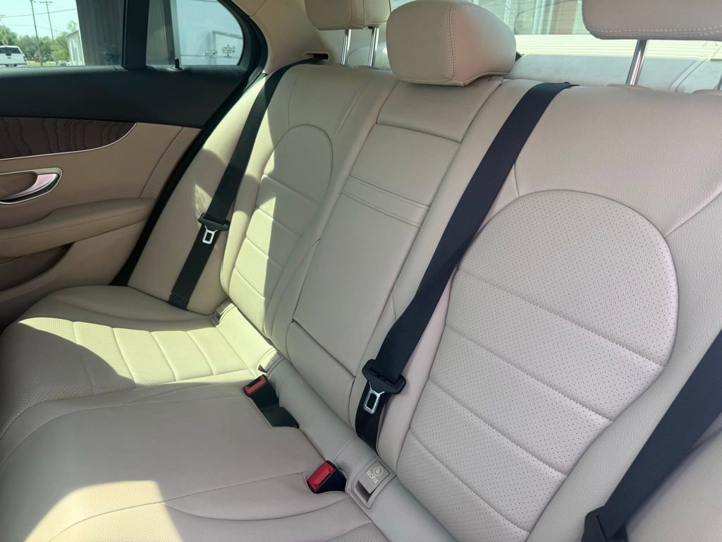 Used 2018 Mercedes-Benz C 300 Sedan image 15