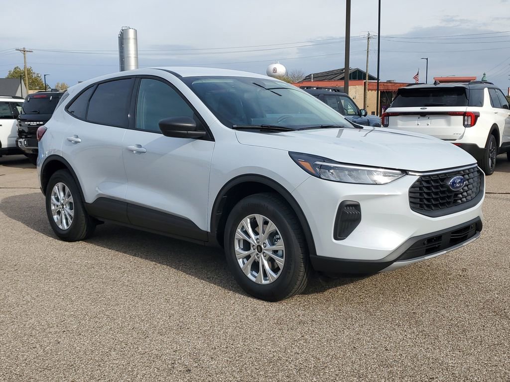 New 2026 Ford Escape Active image 2