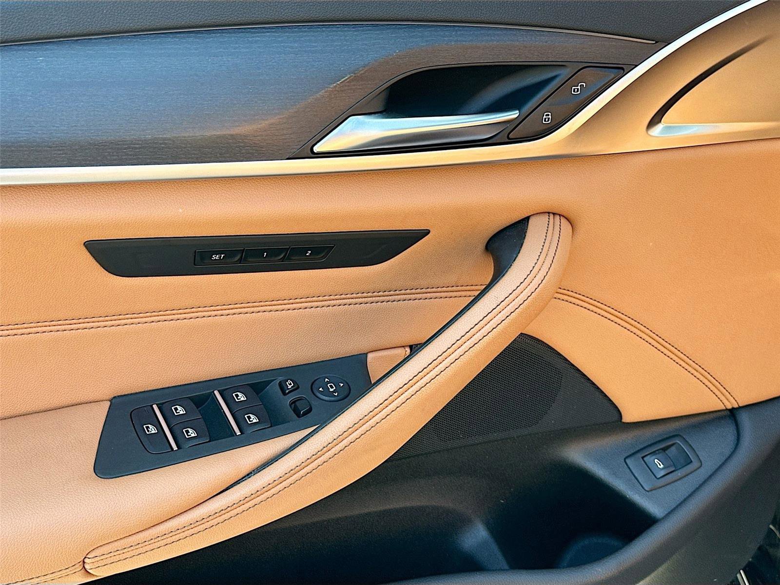 Used 2023 BMW 530i xDrive w/ M Sport Package image 18