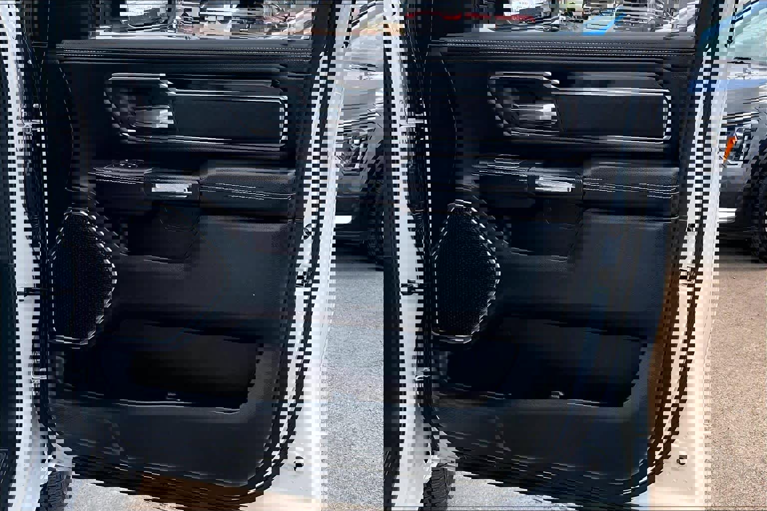 Used 2021 RAM 1500 Laramie w/ Sport Appearance Package image 23