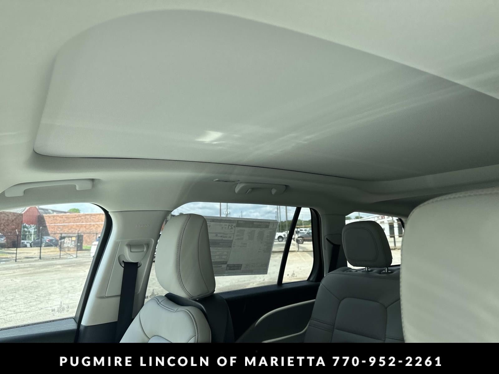 New 2026 Lincoln Aviator 2WD w/ Jet Appearance Package image 33