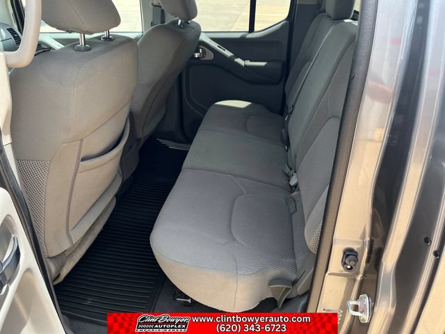Used 2021 Nissan Frontier SV RWD image 20