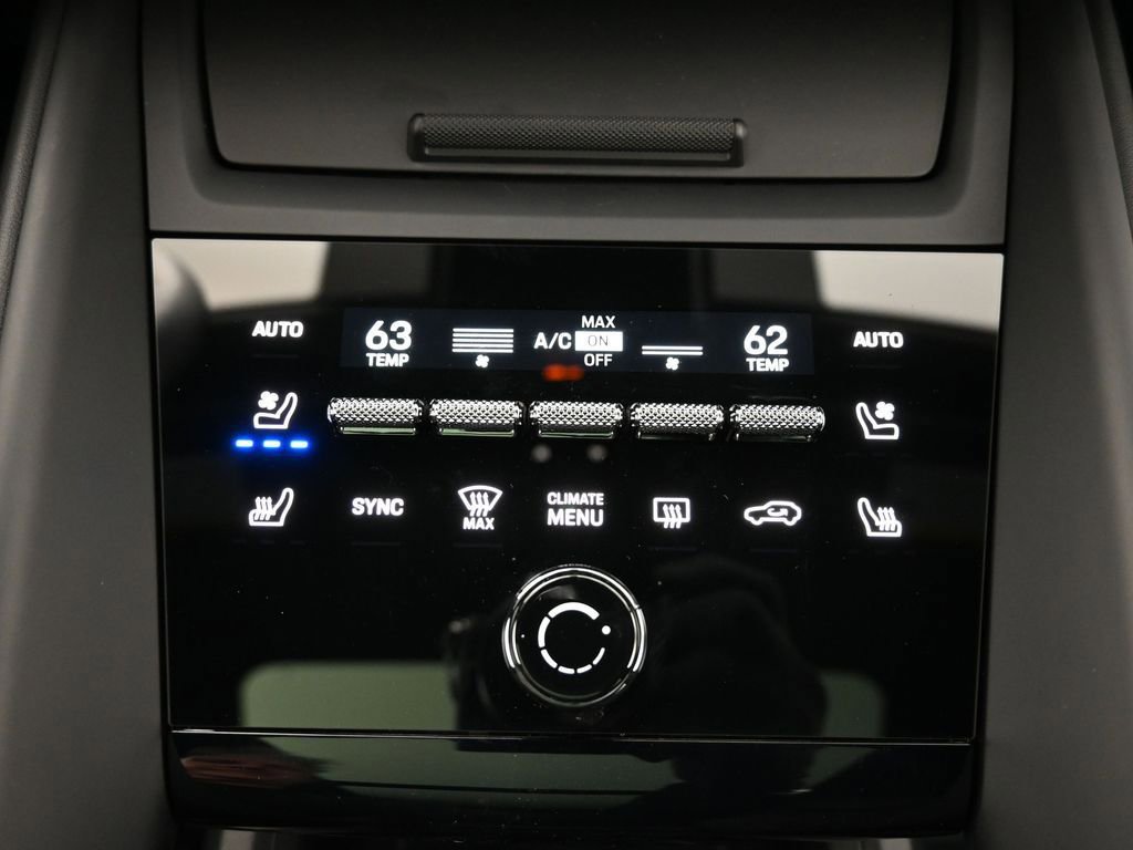 Certified 2024 Porsche Macan 4 Electric image 12