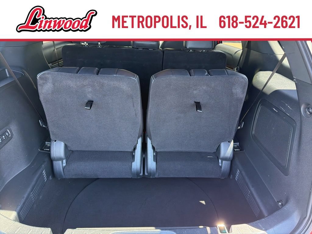 Used 2019 Ford Explorer Limited w/ Ford Safe & Smart Package AWD/4WD image 12