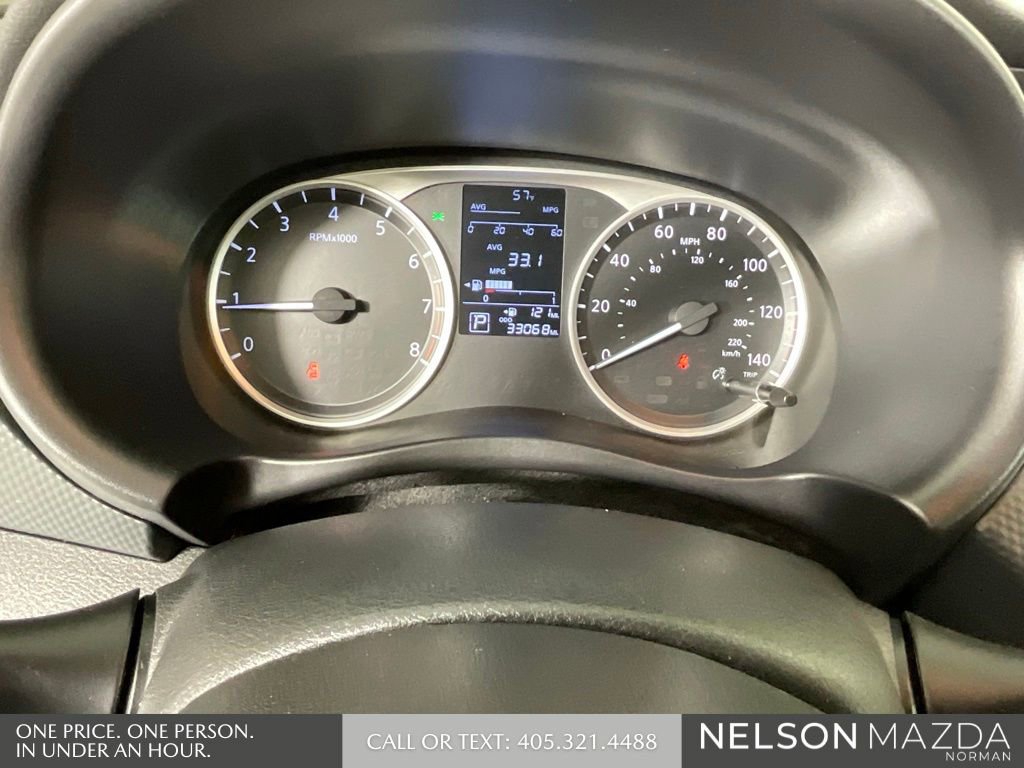 Used 2021 Nissan Kicks S image 40