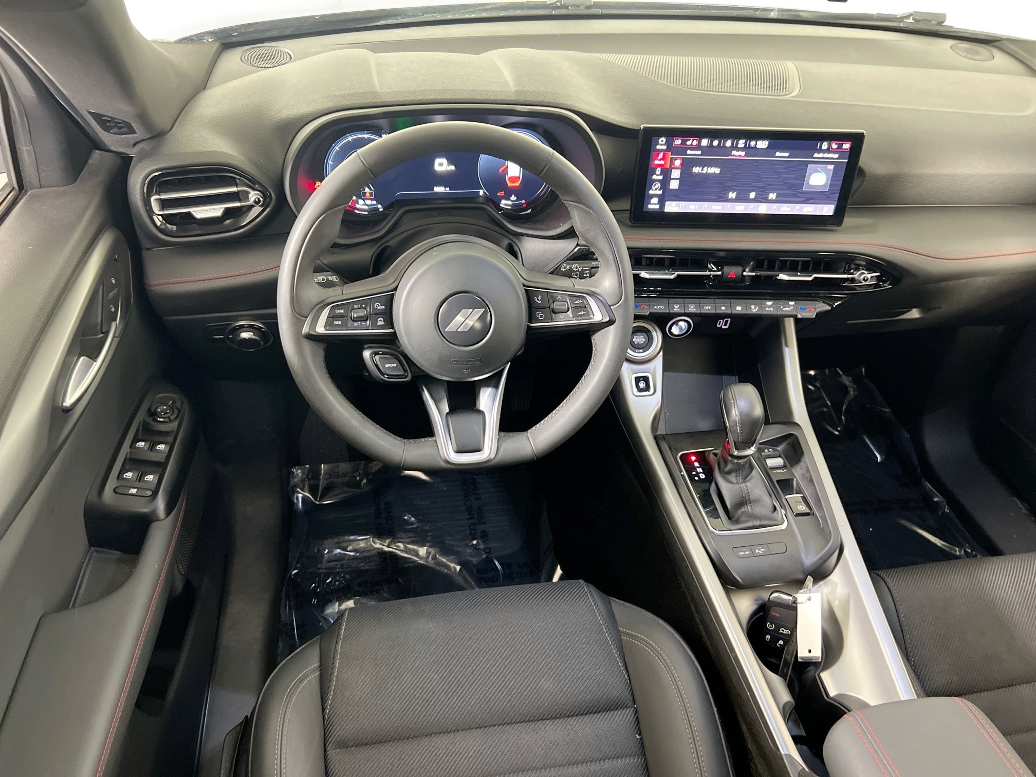 Used 2023 Dodge Hornet GT w/ GT Blacktop Package image 21