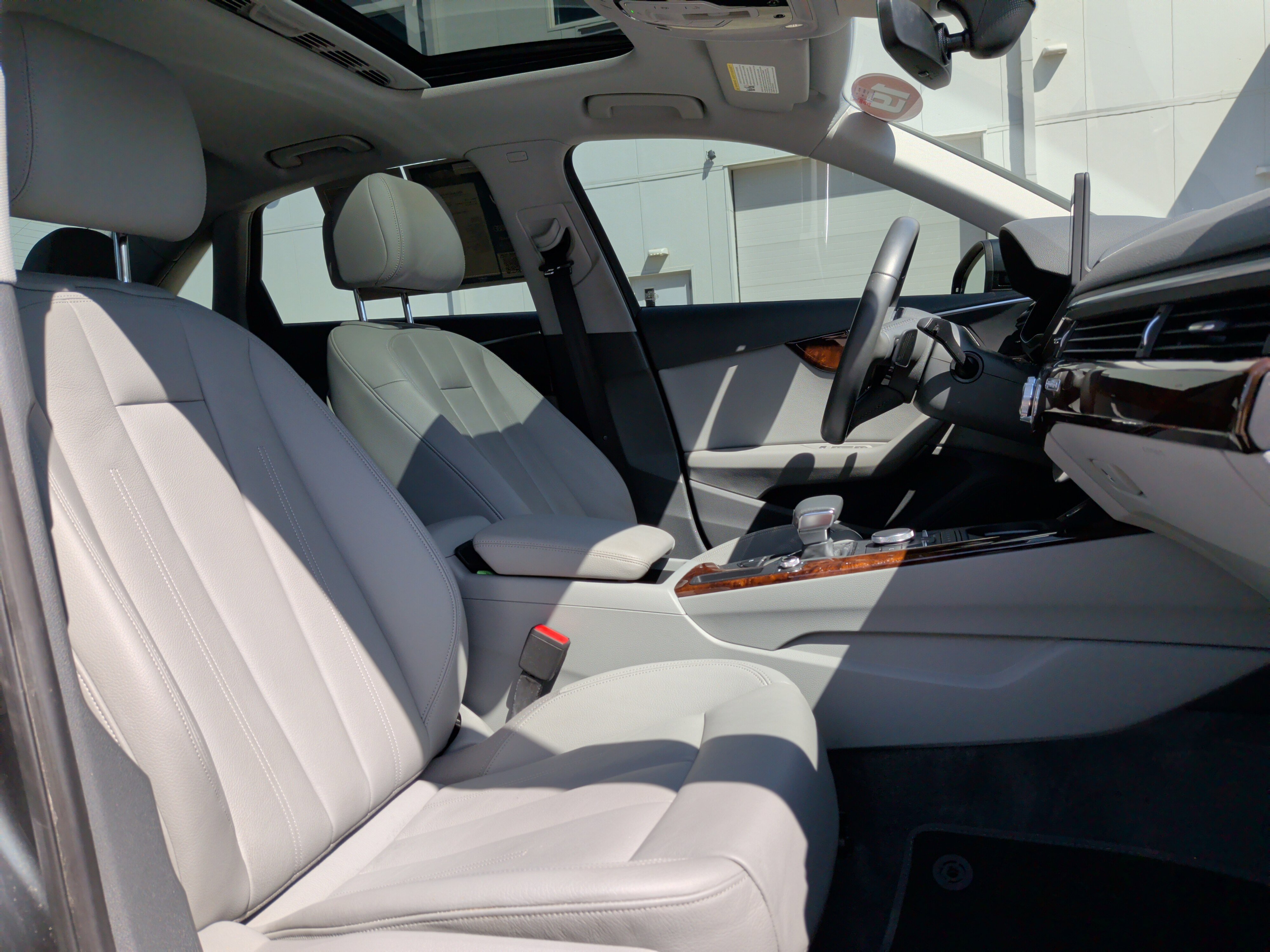 Used 2019 Audi A4 2.0T Premium w/ Convenience Package image 32