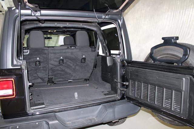 Used 2020 Jeep Wrangler Unlimited Sport image 20