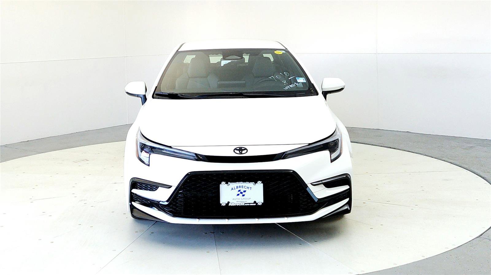 New 2026 Toyota Corolla SE FWD image 8